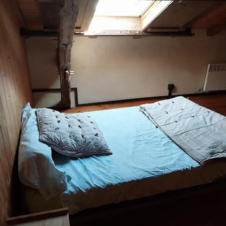 Dom wakacyjny Ancienne Dependance Pierre Et Bois *