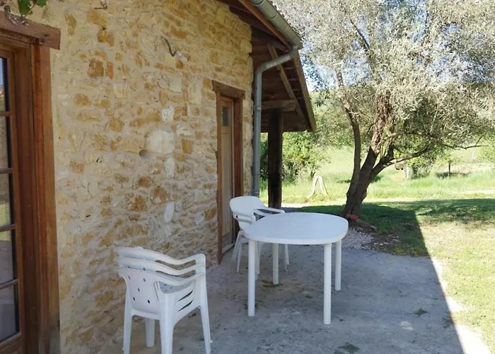 Ancienne Dépendance Pierre Et Bois *