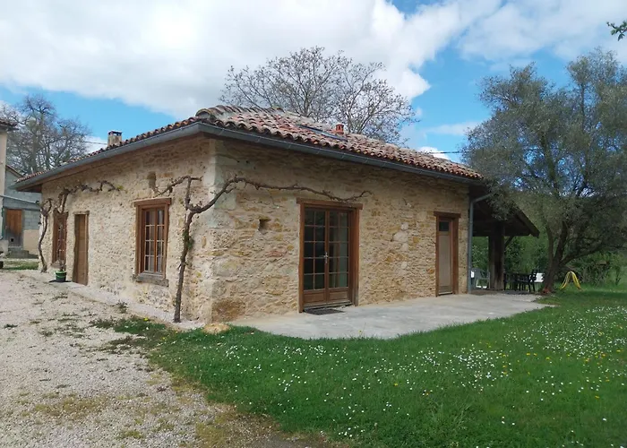 Сasa de vacaciones Ancienne Dépendance Pierre Et Bois